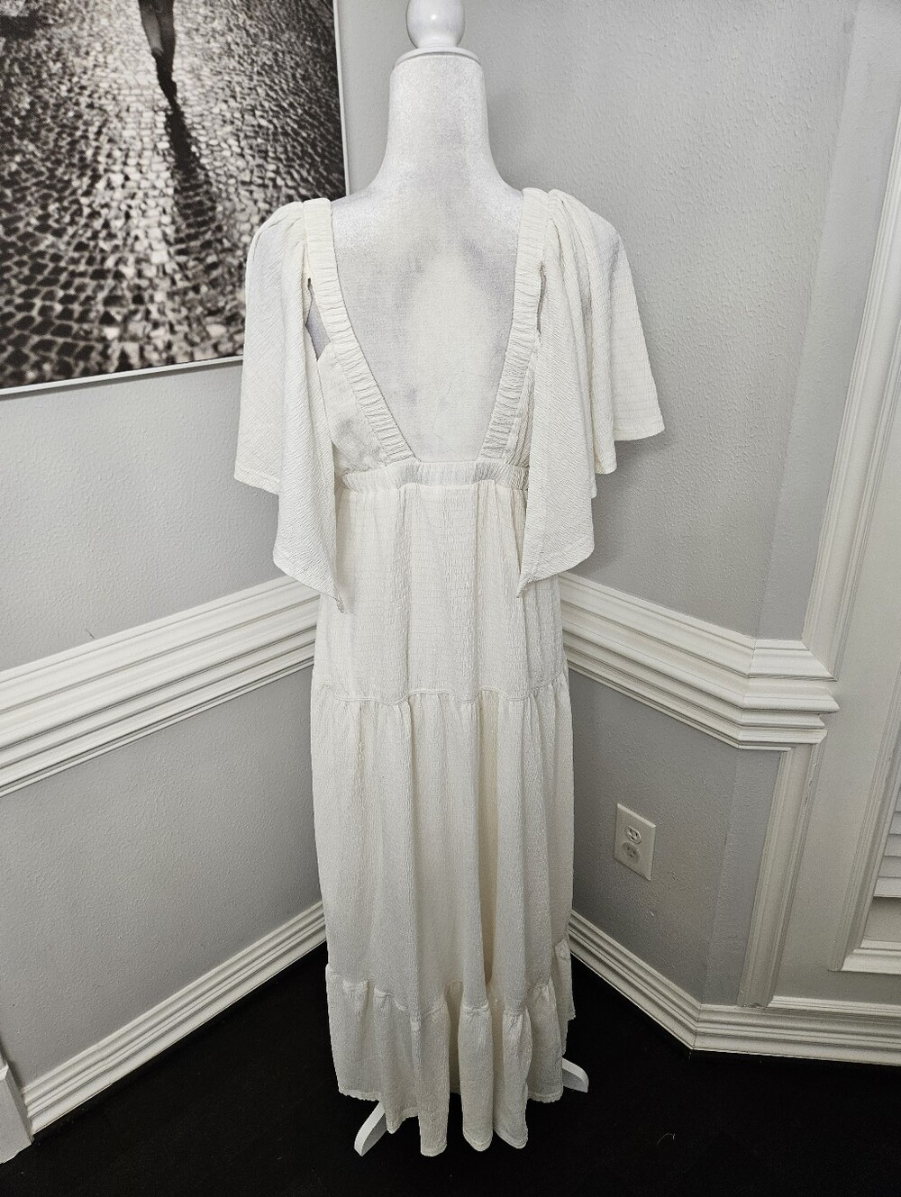 Flowy Off White V-Neck Tiered Maxi Dress Size Large NWOT - Picture 6 of 8